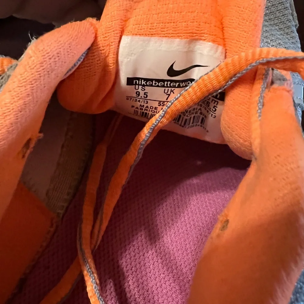 Nike Revolution 2 Athletic Running Shoes Size 9.5 - Picture 7 of 8